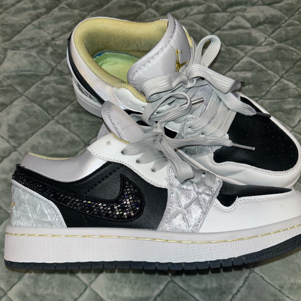 Women’s  Black, Silver  and White Sneakers